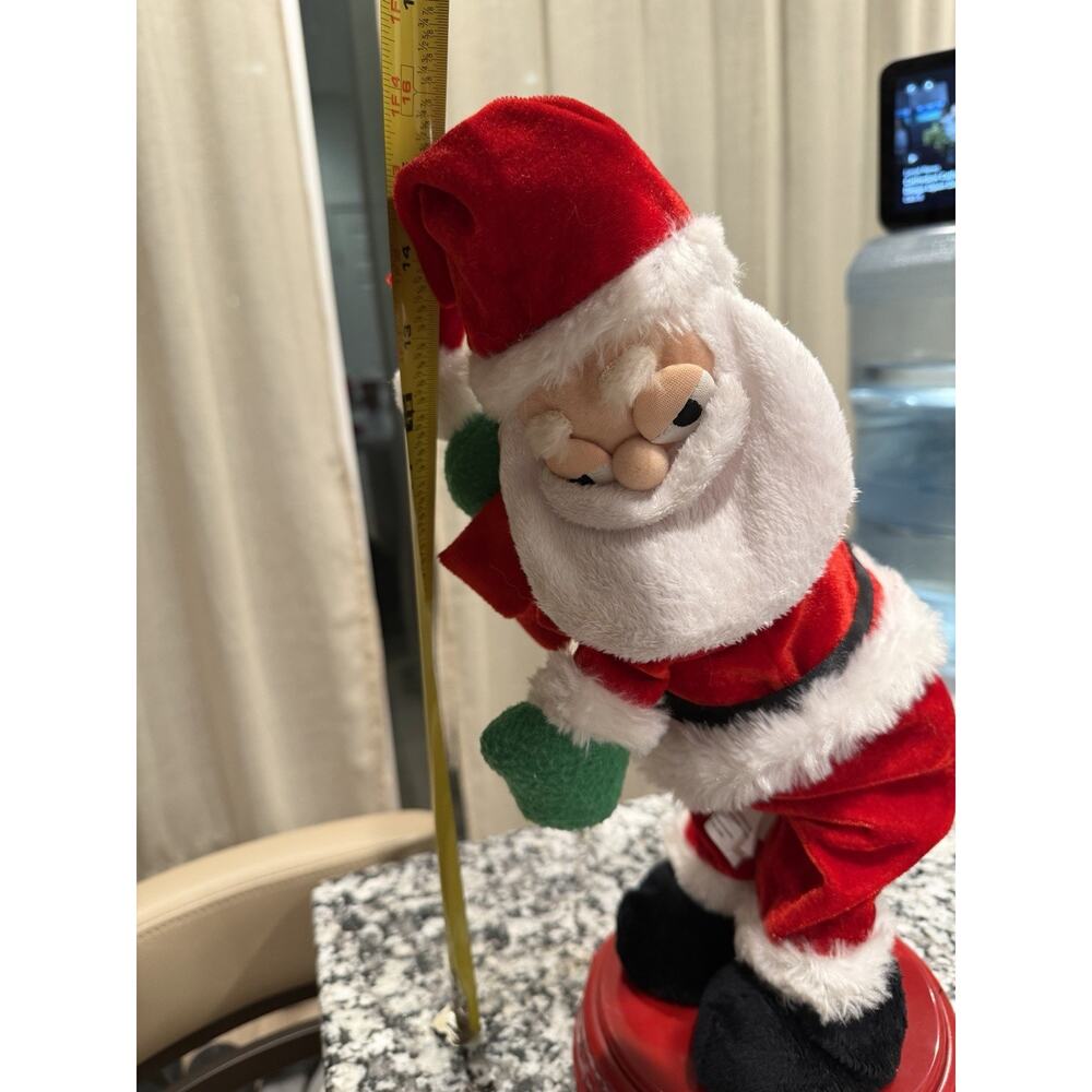 Gemmy animated dancing singing booty shaking Santa Claus Christmas WORKS GREAT!!